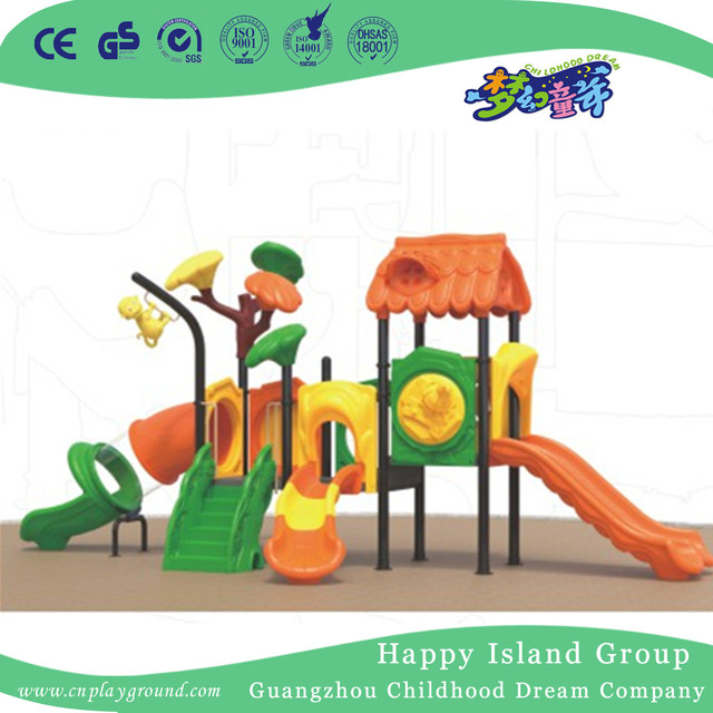 Backyard Slide Tree House Playground For Children Play (1915602)