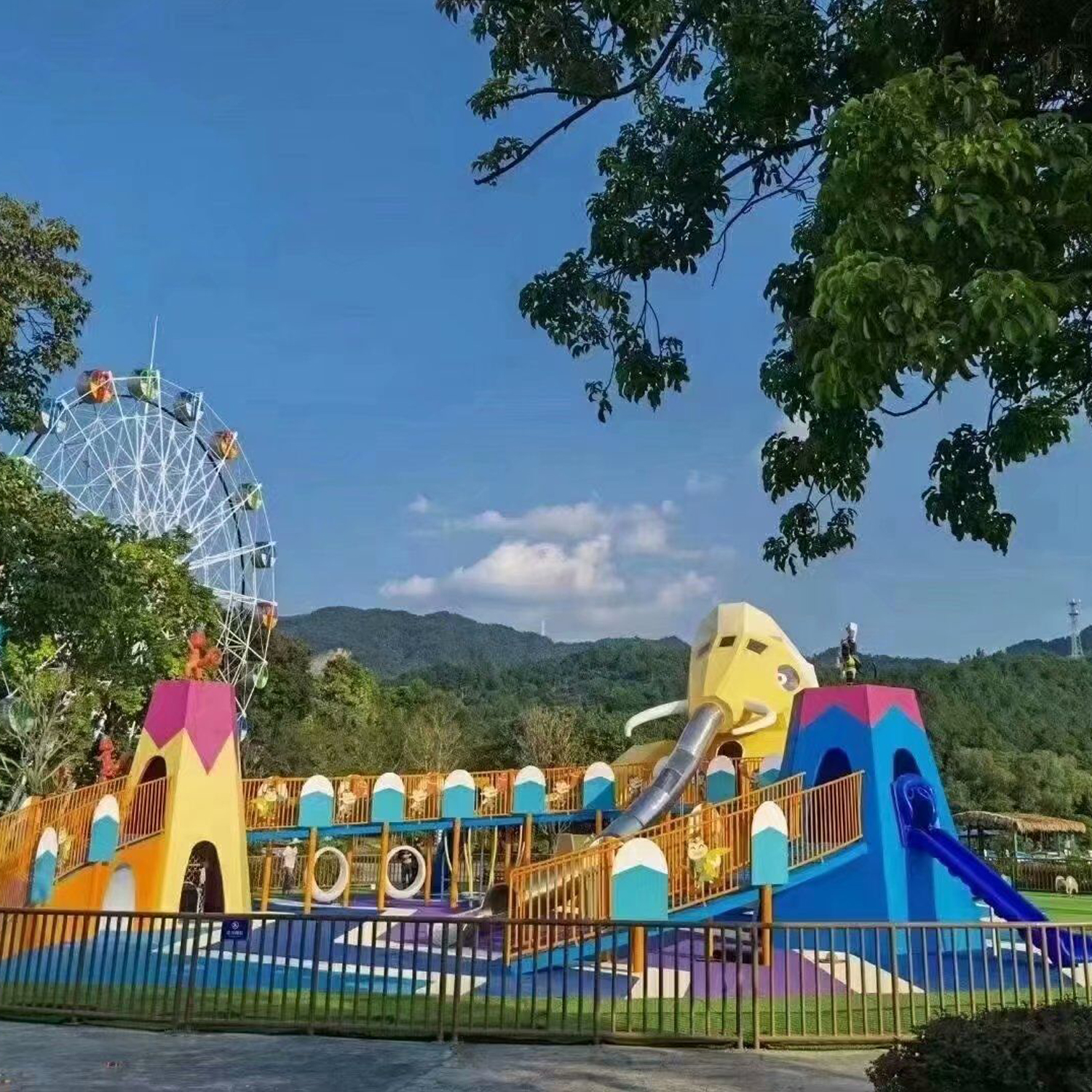 Elephant theme park Playground Structure with Coffee Houses and Bridge For Hotel and Resort