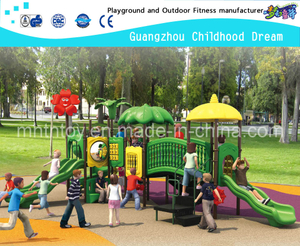 Outdoor School Round Roof and Multi-Slide Tree House Playground Equipment