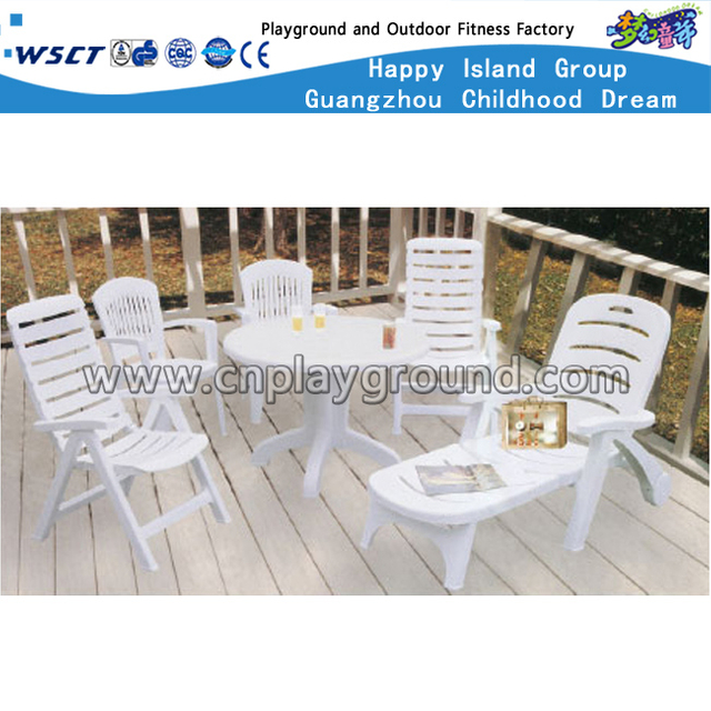 White Foldable Plastic Leisure Beach Chair (M11-13708-S)